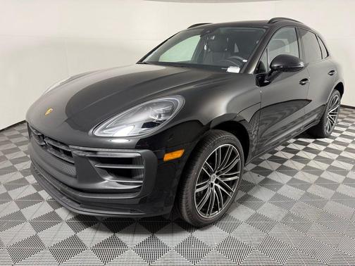 2025 Porsche Macan S