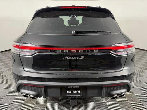 2025 Porsche Macan S