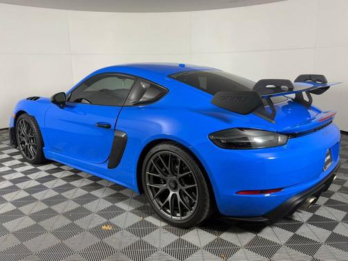 2024 Porsche 718 Cayman GT4 RS