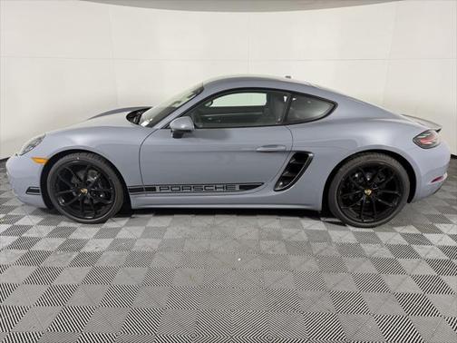 2025 Porsche 718 Cayman Style Edition