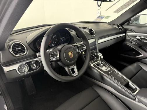 2025 Porsche 718 Cayman Style Edition