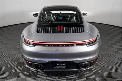 2022 Porsche 911 Carrera 4S