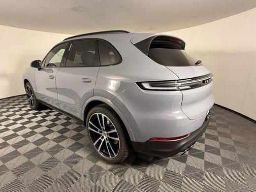 2025 Porsche Cayenne