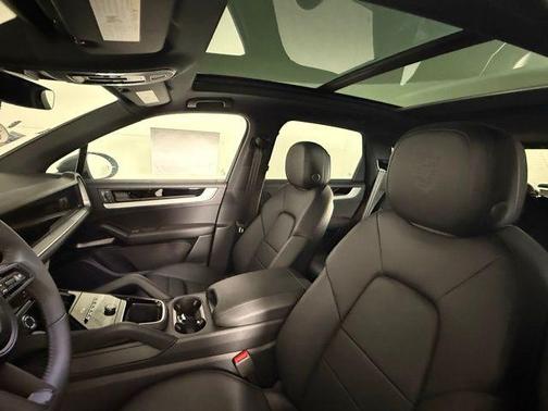 2025 Porsche Cayenne