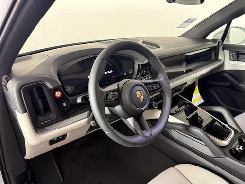 2025 Porsche Cayenne Cayenne