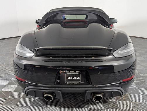 2024 Porsche 718 Spyder RS