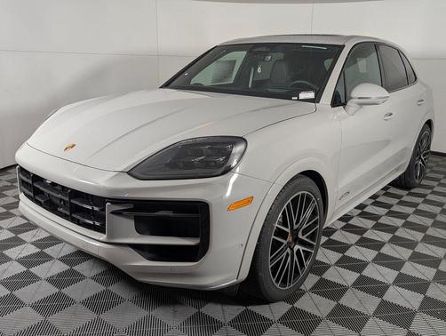 2026 Porsche Cayenne GTS
