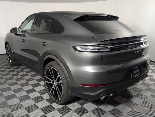2025 Porsche Cayenne Cayenne