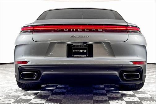 2024 Porsche Panamera Hatchback