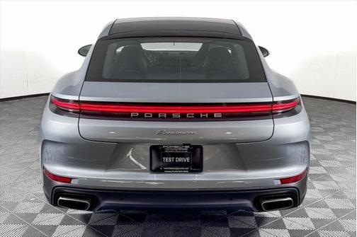 2024 Porsche Panamera Hatchback
