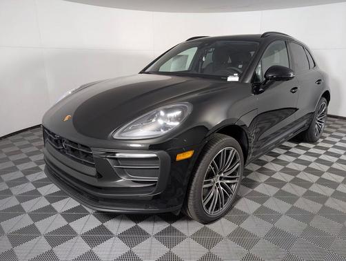2026 Porsche Macan 