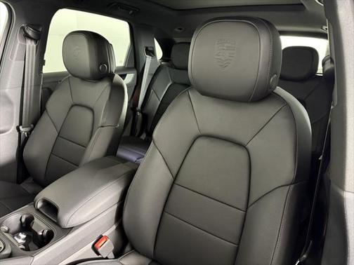 2025 Porsche Cayenne S