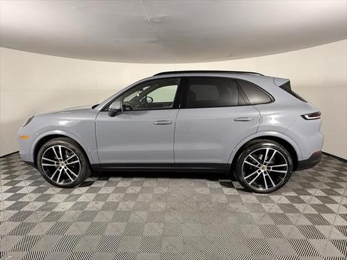 2025 Porsche Cayenne S