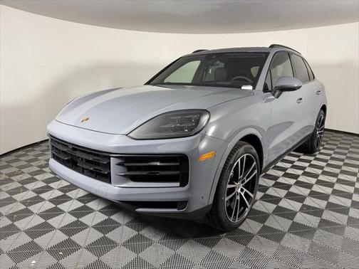 2025 Porsche Cayenne S