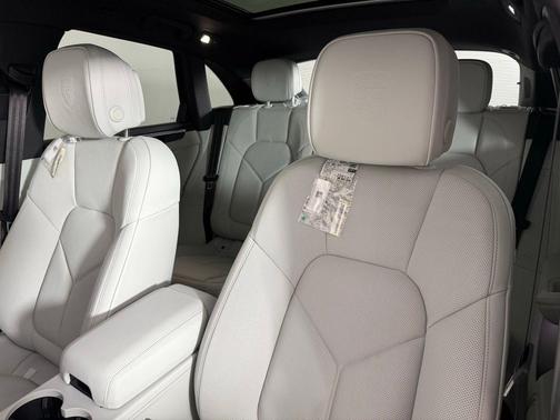 2025 Porsche Macan 2.0T