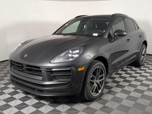 2026 Porsche Macan 