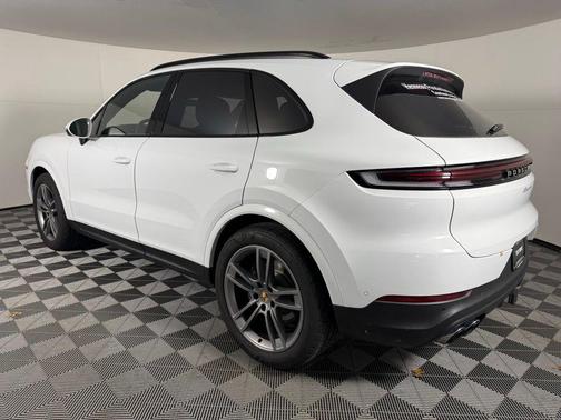 2025 Porsche Cayenne Cayenne