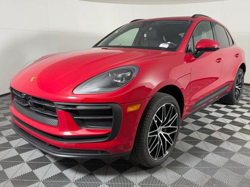 2026 Porsche Macan 