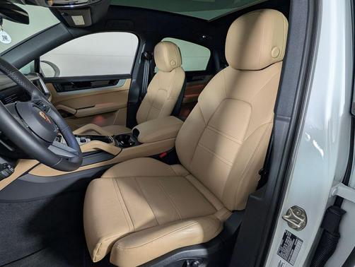 2025 Porsche Cayenne Cayenne