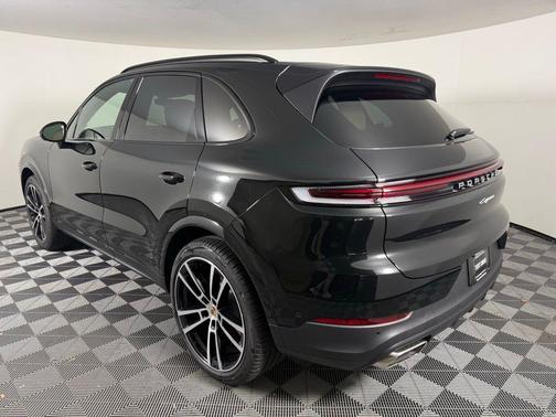 2025 Porsche Cayenne Cayenne