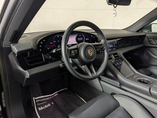 2023 Porsche Taycan Sedan