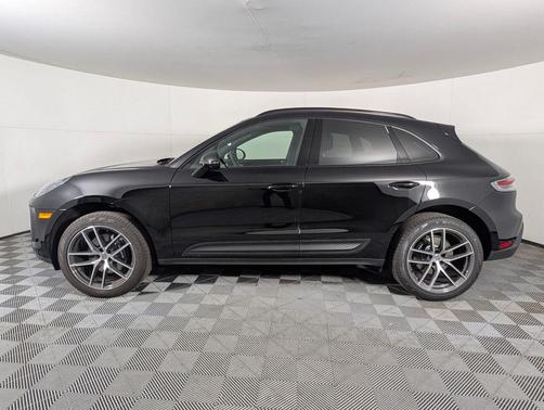 2025 Porsche Macan 2.0T