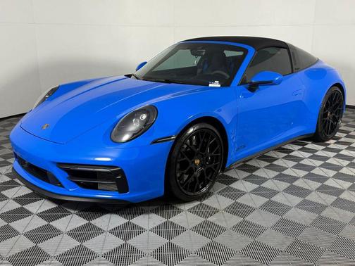 2022 Porsche 911 Targa 4 GTS