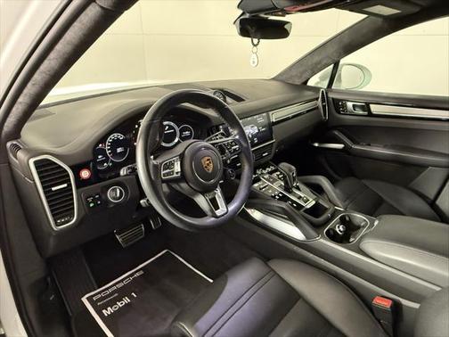 2020 Porsche Cayenne Turbo