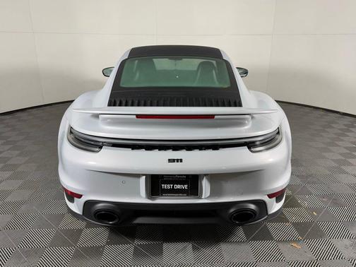 2024 Porsche 911 Turbo S