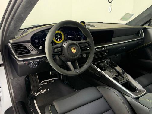 2024 Porsche 911 Turbo S