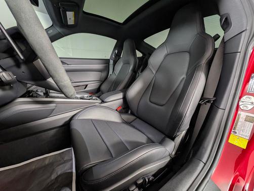 2025 Porsche 911 Carrera S