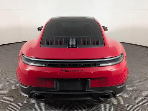 2025 Porsche 911 Carrera S