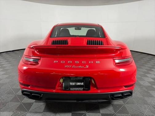 2019 Porsche 911 Turbo S