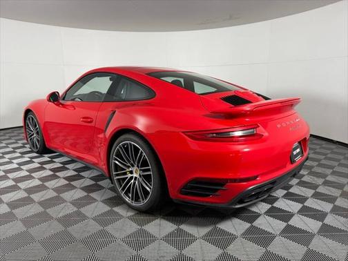 2019 Porsche 911 Turbo S
