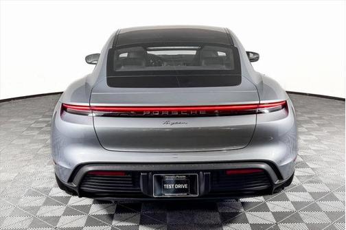 2025 Porsche Taycan