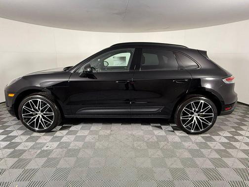 2025 Porsche Macan 2.0T