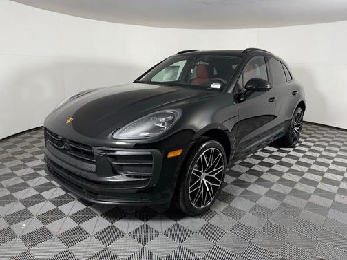 2025 Porsche Macan 2.0T