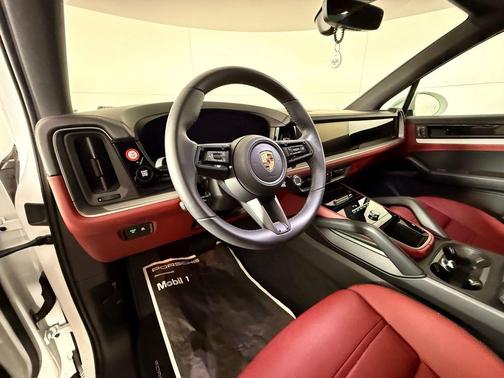 2025 Porsche Cayenne Cayenne