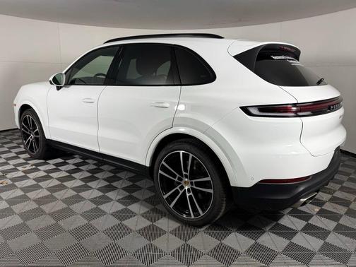 2025 Porsche Cayenne Cayenne