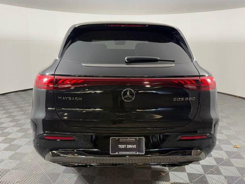 2024 Mercedes-Benz Maybach EQS 680 4MATIC
