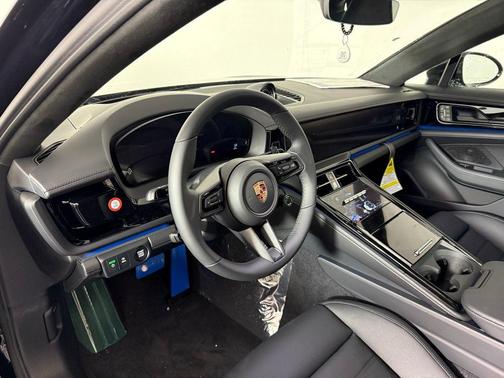 2026 Porsche Panamera GTS