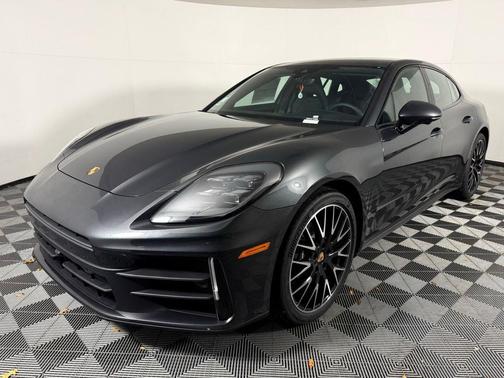 2026 Porsche Panamera 