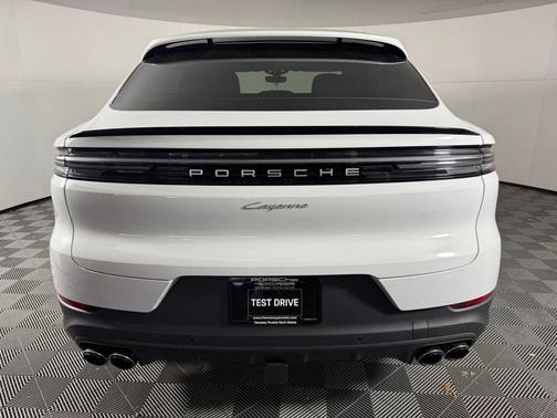 2025 Porsche Cayenne Cayenne