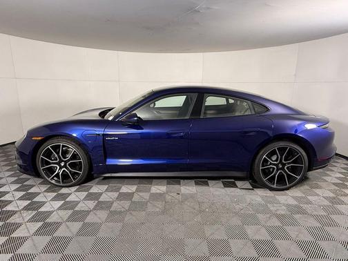 2026 Porsche Taycan 4