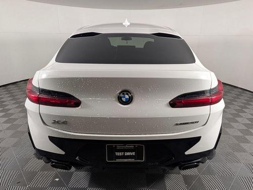 Alpine White 2025 BMW X4 xDrive30i