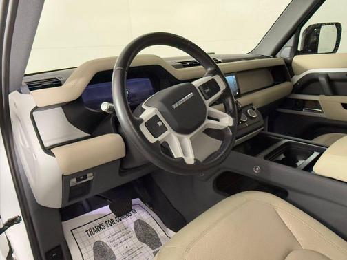 2020 Land Rover Defender 110 SE