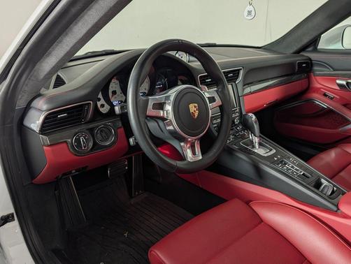2014 Porsche 911 Turbo S