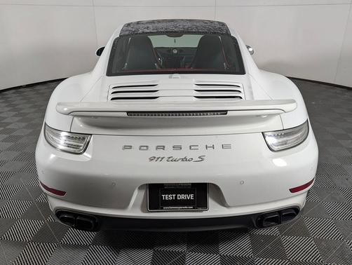 2014 Porsche 911 Turbo S