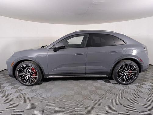 Slate 2026 Porsche Macan Macan Electric Turbo