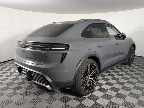 Slate 2026 Porsche Macan Macan Electric Turbo